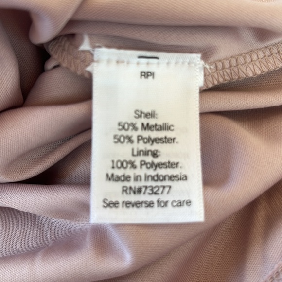 NWT Medium Rose Gold Top with Metallic Mesh Overlay - Picture 4 of 6